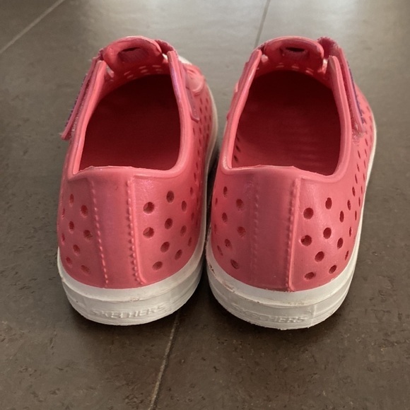 SKETCHERS shoes size 10 toddler - Picture 4 of 7